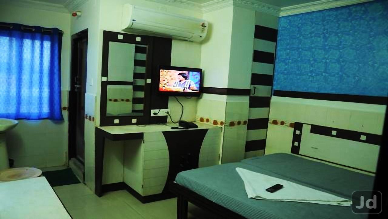 Hotel Manorama Inn Khammam 外观 照片